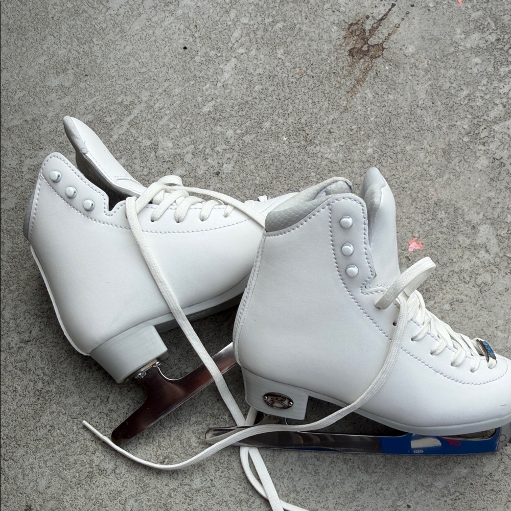 Riedel Blue and White Kids Box